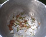 Foto langkah ke 2 dari resep Sup Bakso Sosis.
