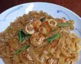 Foto langkah ke 6 dari resep Kwetiau/kwetiaw goreng seafood.