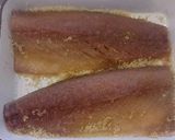 A picture of step 1 of Saba Sushi (Cured and Pressed Mackerel Sushi).