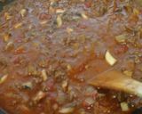 A picture of step 5 of My 3 Tier Lasagne 😀.