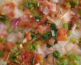 A picture of step 4 of Sooji Uttapam.
