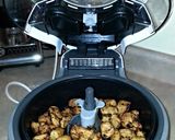 A picture of step 4 of Mike's Tropical Chicken & Rice.