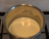 A picture of step 4 of Fruit custard.