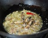 A picture of step 4 of Japanese-style Pasta with Canned Sardines and Sudachi Citrus.