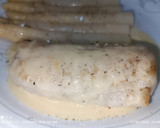 Foto del paso 5 de la receta: Lomo de merluza en salsa holandesa