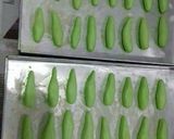 Foto langkah ke 2 dari resep Kue Ulat Sagu.
