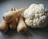 A picture of step 1 of Mashed Parsnips & Cauliflower.