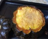 Foto del paso 10 de la receta: Zapallo cabutia relleno con arroz, pollo, muzzarella y cebolla
