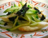 A picture of step 3 of Cucumber and Chikuwa Fishcake Sticks Seasoned with Spicy Seaweed.
