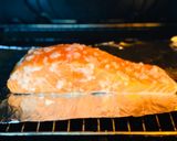 Hình bước làm 1 của món Cá Hồi Nướng Muối Tỏi