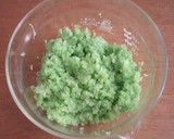 A picture of step 1 of Crackers With Lots of Cabbage.