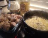 Foto del paso 1 de la receta: Jamoncitos de pollo en salsa