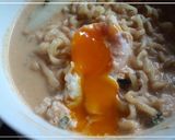 A picture of step 4 of Spicy & Creamy Soy Milk Shin Ramyun.