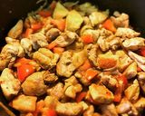A picture of step 5 of Curry Chicken.