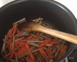 A picture of step 2 of Classic kinpira gobo (burdock).