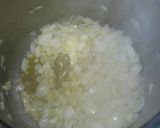 Foto del paso 1 de la receta: Manitas de cerdo en salsa