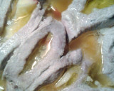 A picture of step 5 of apple stuffed pork chops.