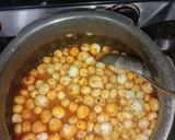 A picture of step 7 of Sindhi makhana curry.