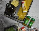 Foto langkah ke 1 dari resep Oseng Spaghetti Ayam dan tomat Cherry.