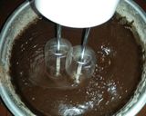 Foto langkah ke 3 dari resep Muffin coklat kukus.