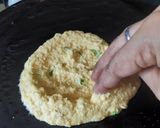 A picture of step 5 of No egg omelet...for veggies.