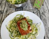 Foto del paso 4 de la receta: Espaguetis de calabacín con salmón y guacamole
