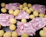 A picture of step 2 of Chorizo and lemon chicken.