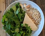 A picture of step 1 of Rucola Pesto.