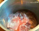 Foto del paso 2 de la receta: Espinazo con mole de masa