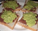 Avocado and corned beef sandwich recipe step 3 photo