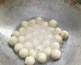 Foto langkah ke 5 dari resep Cimol Kopong Isi Keju.