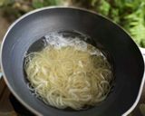 A picture of step 1 of Anchovies and Basils Pasta.