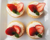 A picture of step 4 of Easy Strawberry Custard Tart.