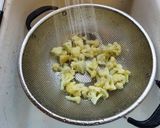 A picture of step 1 of Nan's Confetti Salad.