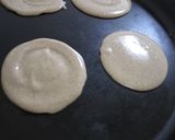 A picture of step 2 of Toasted Barley Flour Waffle-Style Dorayaki.