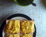 A picture of step 4 of Simple Egg Salad Sandwitch.