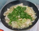 A picture of step 1 of Chicken And Cabbage.