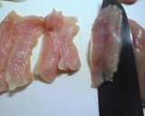 A picture of step 1 of Oil-free Chicken Breast Kuwa-yaki Rice Bowl.