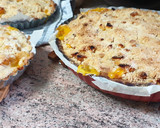 Foto del paso 5 de la receta: Pastel de manzana con natillas y crumble