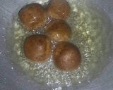 A picture of step 5 of Bread Gulab Jamun.