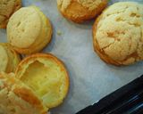 A picture of step 14 of Crispy Bear Cream Puffs.