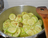 Foto del paso 3 de la receta: Crema de calabacín con almendras