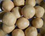 લાડુ(Ladoo Recipe in Gujarati) રેસીપી સ્ટેપ3ફોટો