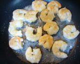 A picture of step 3 of Shrimp With Mayonnaise.