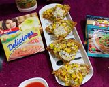કોર્ન ભાખરી પીઝા (Corn Bhakhri Pizza Recipe In Gujarati) રેસીપી સ્ટેપ4ફોટો