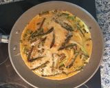 Foto del paso 4 de la receta: Tortilla de ajos tiernos y espárragos