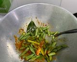 Foto langkah ke 4 dari resep Sambal Goreng Buncis Ampela.