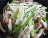A picture of step 9 of Sukiyaki-style Shio-koji Chicken with Egg.