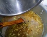 A picture of step 6 of Mac chicken oats meal soup.