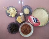 Foto langkah ke 4 dari resep Mozzarella mushroom spicy beef pizza.